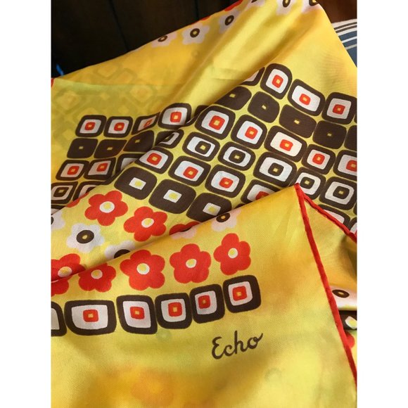 Vintage Echo Yellow Flower Power  100% Silk Scarf - Picture 5 of 6